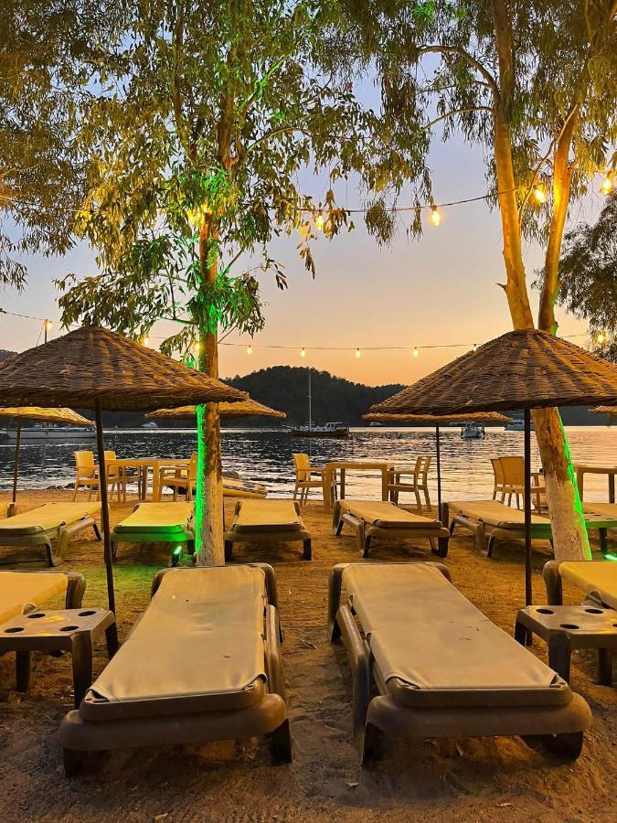 Marimare Beach & Bungalow 호텔 말마리스 외부 사진